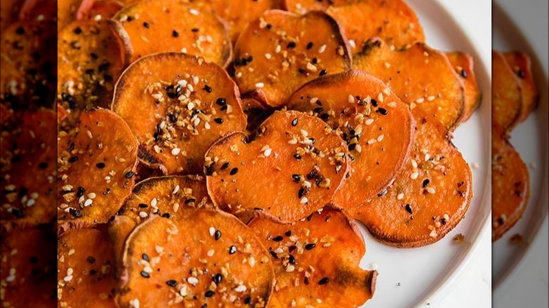 everything bagel seasoning sweet potato chips