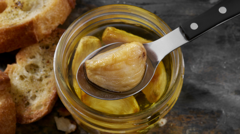 roasted garlic cloves in oil