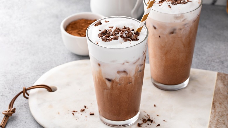 Cold foam coffee beverage