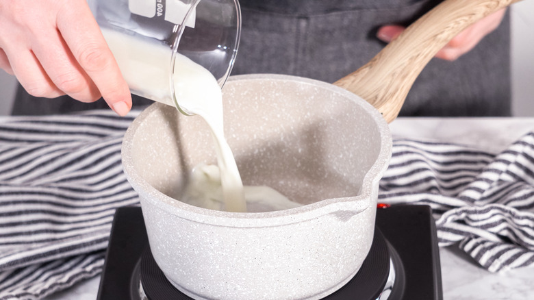 preparing tangzhong with milk