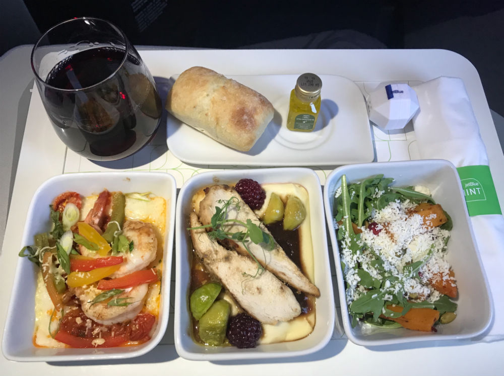 Review JetBlue Mint, One of the Most Luxurious Ways to Travel Domestically