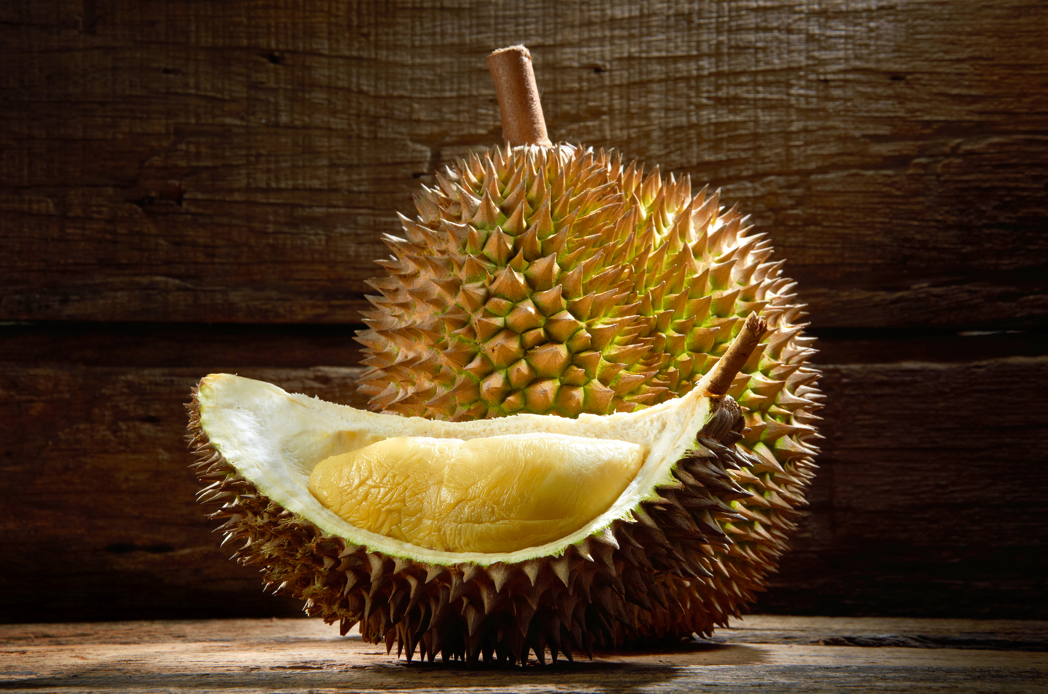 Watch 100 People Try Durian The Smelliest Fruit In The World